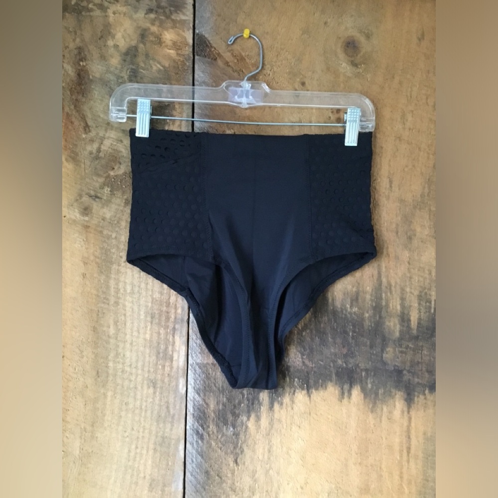 C2A Bikini Bottoms NWOT